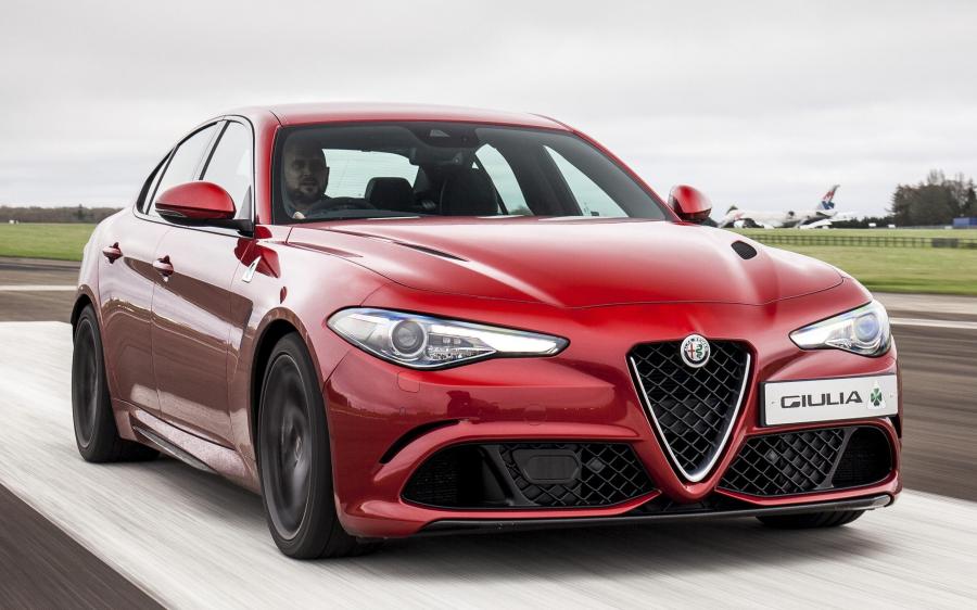 Alfa Romeo Giulia Quadrifoglio (952) (UK) '2016